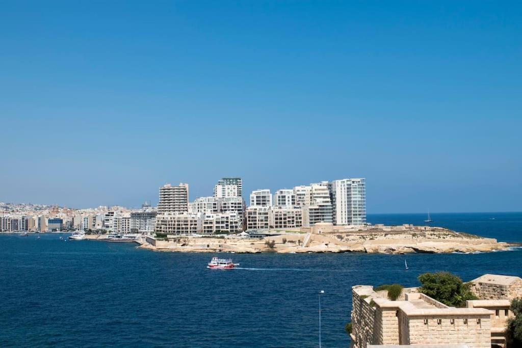 Vallettastay - Harbor View Gem -Sea View 2 Bed Apt Εξωτερικό φωτογραφία