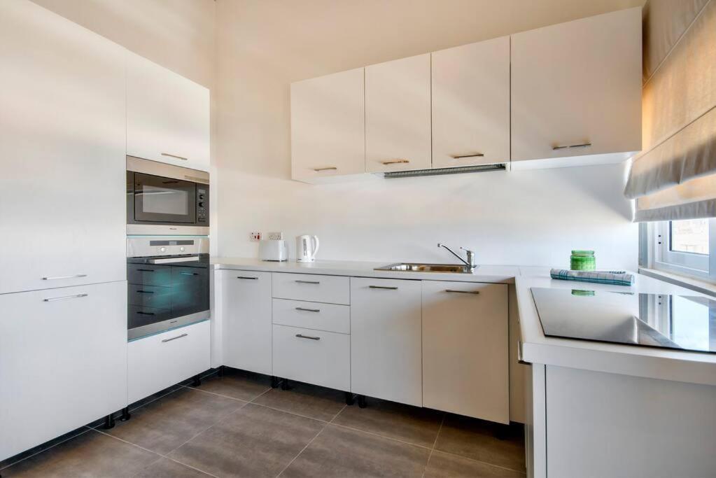 Vallettastay - Harbor View Gem -Sea View 2 Bed Apt Εξωτερικό φωτογραφία
