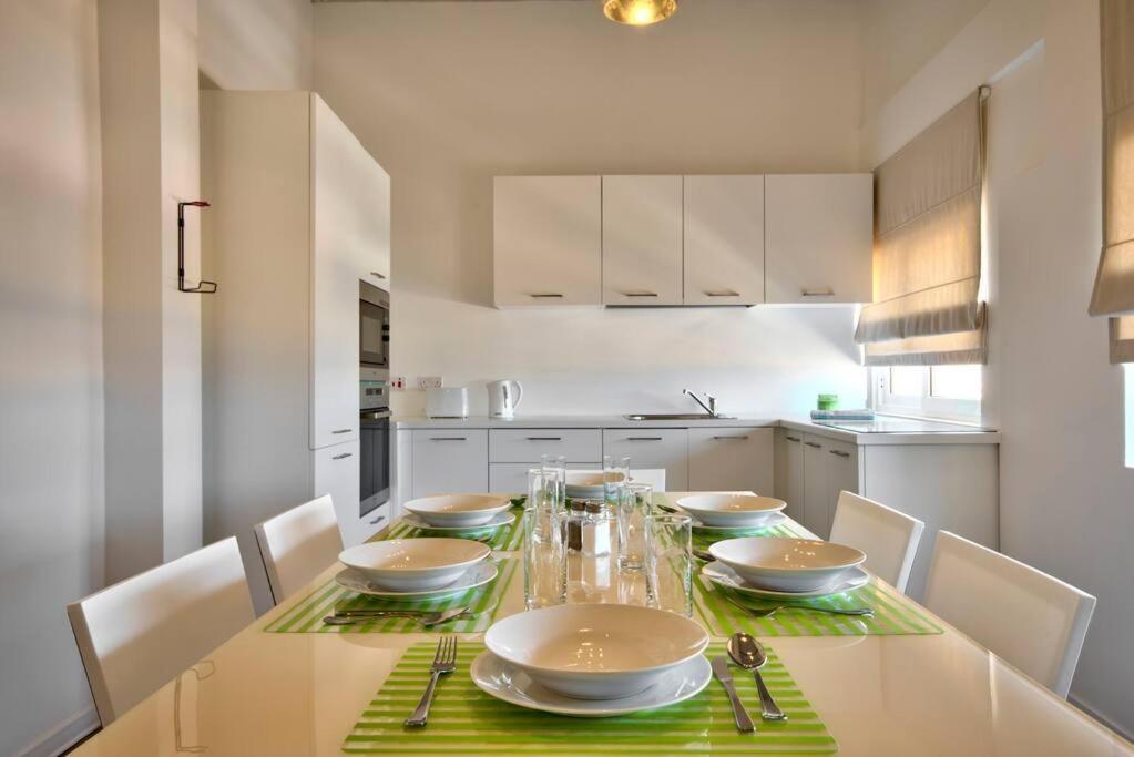 Vallettastay - Harbor View Gem -Sea View 2 Bed Apt Εξωτερικό φωτογραφία